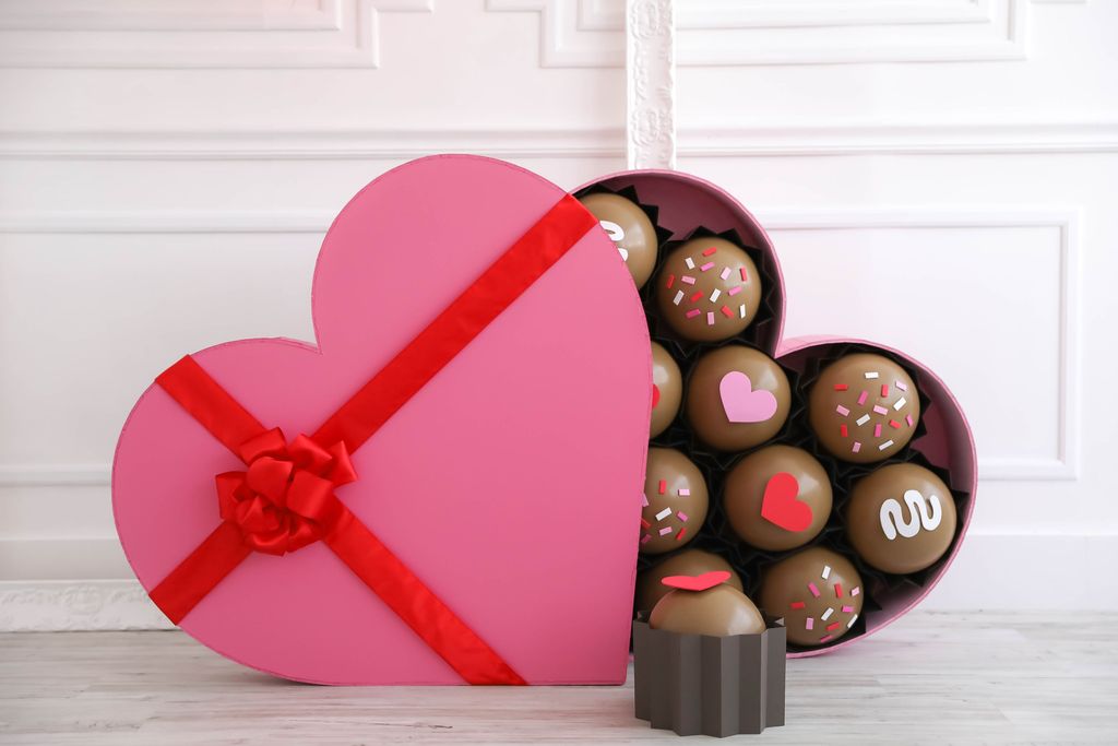 Bỏ túi ngay 2 cách làm hộp đựng socola lãng mạn cho người yêu ngày Valentine
