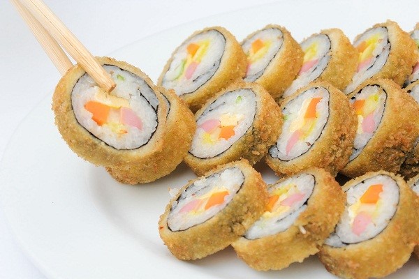 kimbap chiên xù